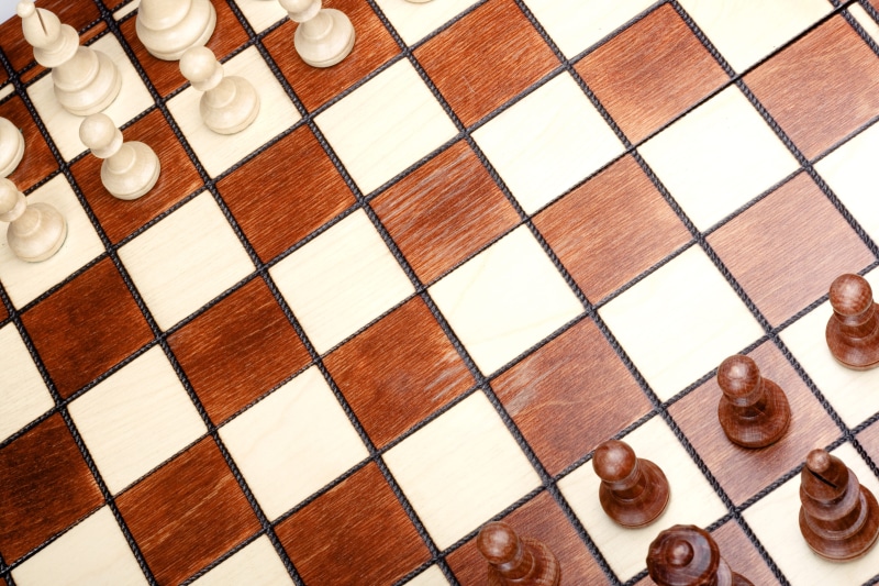 4K, fight, challenge, variation, large group of objects, mind, pawn, directly above, intelligence, chess, temptation, strategy, full frame, wood - material
