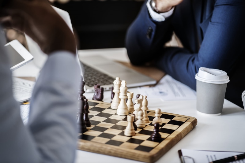 hands, human body part, knight, set, relaxation, arts culture and entertainment, selective focus, leisure activity, game, two people, 1080P, challenge