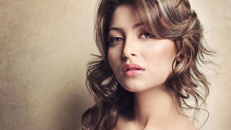 indoors, human body part, Actress, hairstyle, beige background, young women, hair, one person, human face, headshot, Bollywood, beautiful woman, 2K, portrait