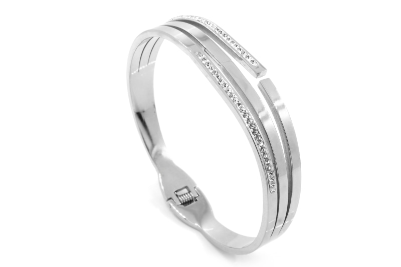 fashion, copy space, purchase, gift, trade, jewelry, economy, technology, jeweler, beauty, single object, man made object, mens, joy, cut out, commercial