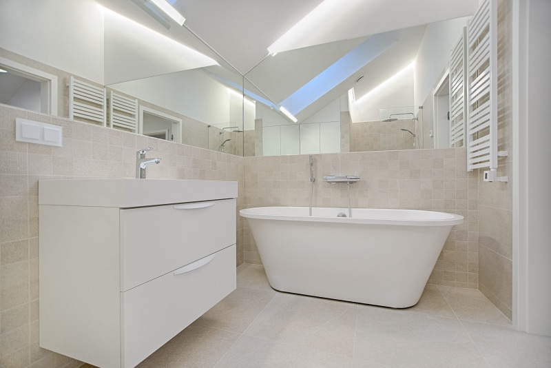 home, luxury, interior, domestic room, spacious, bathroom, household equipment, faucet, modern, chrome, wealth, minimalist, bathtub, sink, furniture, inside