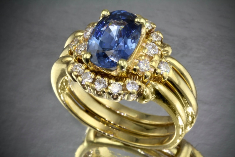 fashion, stone, shiny, precious gem, no people, precious, expense, diamonds, close-up, gold, jewelry, diamond - gemstone, ornate, luxury, focus on foreground