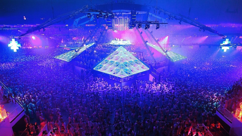 lights, stage - performance space, enjoyment, celebration, music, festival, 1080P, event, spot, people, popular music concert, nightlife, concert, night