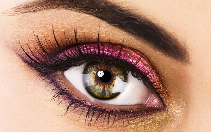 people, mascara, eyes, extreme close-up, human Eye, human body part, cornea, close-up, eye, face, false, makeup/Cosmetics, false Eyelash, glamour, eyeshadow