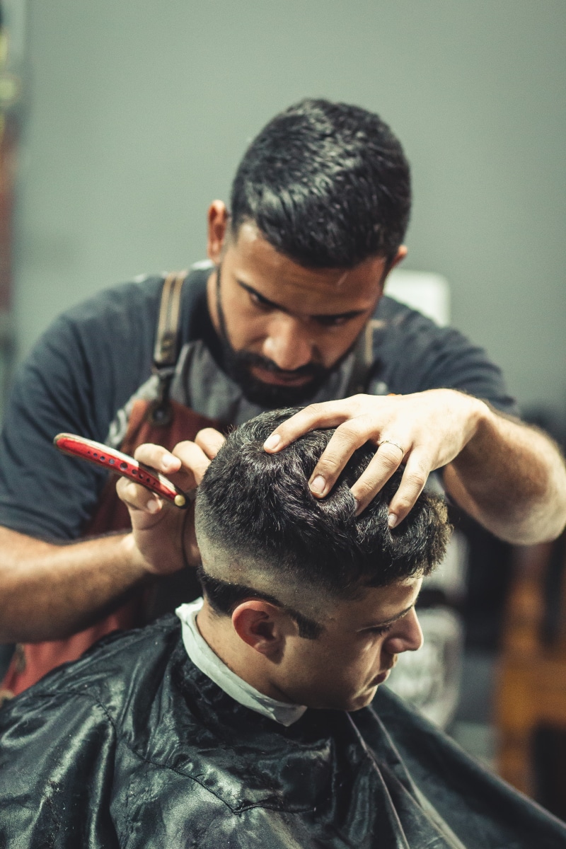 lifestyles, cutting, hair salon, men, occupation, cutting hair, two people, hairdresser, wear, focus on foreground, real people, s, indoors, portrait, scissors