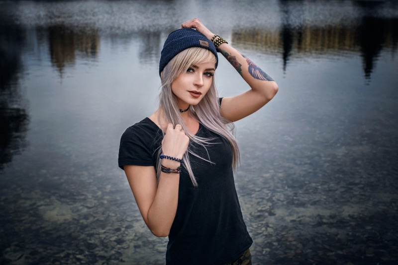 beauty, real people, leisure activity, standing, young adult, clothing, outdoors, young women, portrait, focus on foreground, front view, T-shirt, women