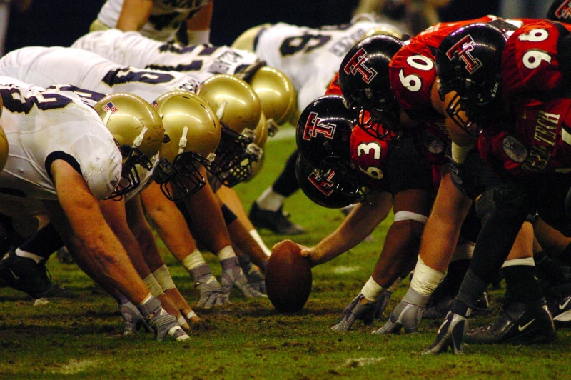 gridiron, playing, american football field, play, american football - sport, sport, grass, group of people, competition, american, american football - ball