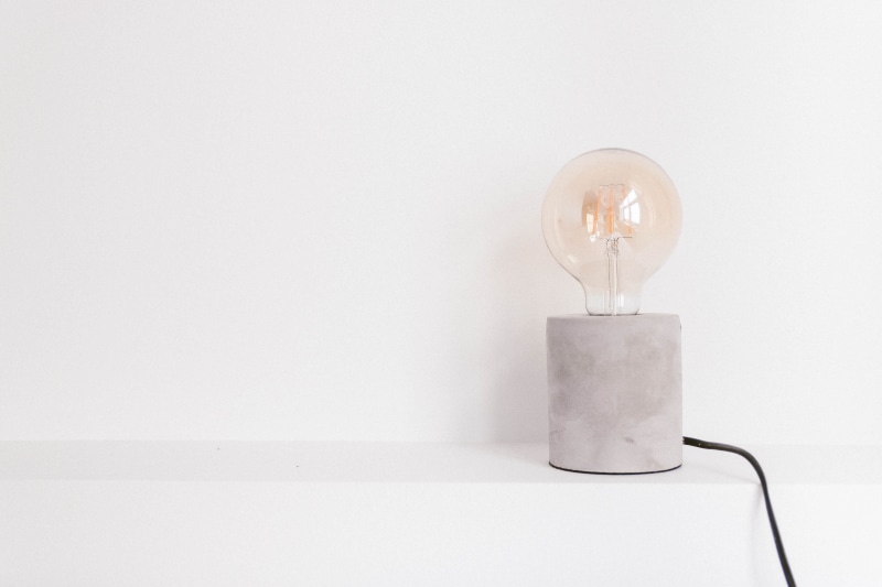 electricity, glass, light bulb, lighting equipment, cable, isolated on white, white, 4K, incandescent, light, table, white background, indoors, sparse