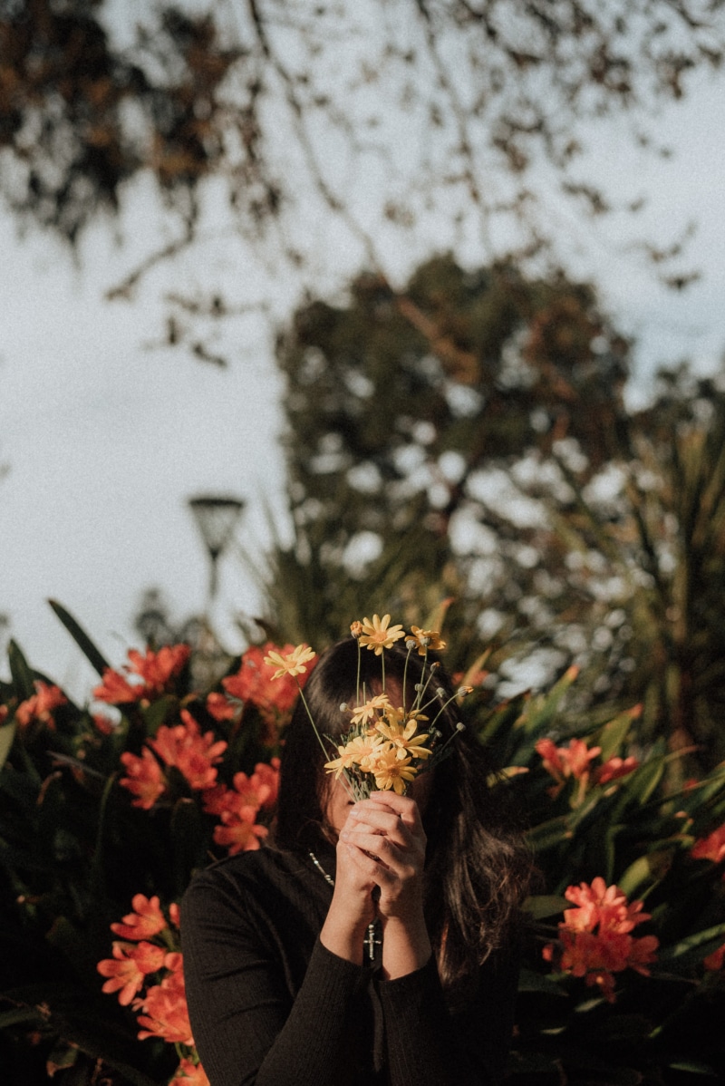cheerful, females, aesthetic, blur, nature, bouquet, beauty, 5K, daytime, grunge, outdoors, happiness, summer, yellow, 35mm, forest, tumblr, vintage, portrait