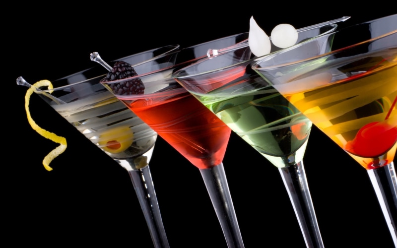 glass - material, household equipment, clear, glass, variation, drinking glass, still life, alcohol, in a row, studio shot, close-up, cocktails, transparent