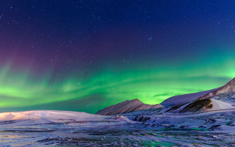 norway, stars, blue, 5K, long‑exposure, chance, nature, snow, mountains, photography, proton, aurorae, landscape, skies, green, winter, bombardment, night
