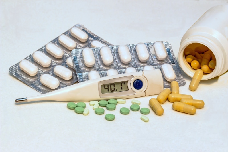 illness, large group of objects, choice, blister, drug, dose, film tablets, pills, pharmacy, pain, two, 5K, close-up, encapsulate, high angle view, fever thermometer