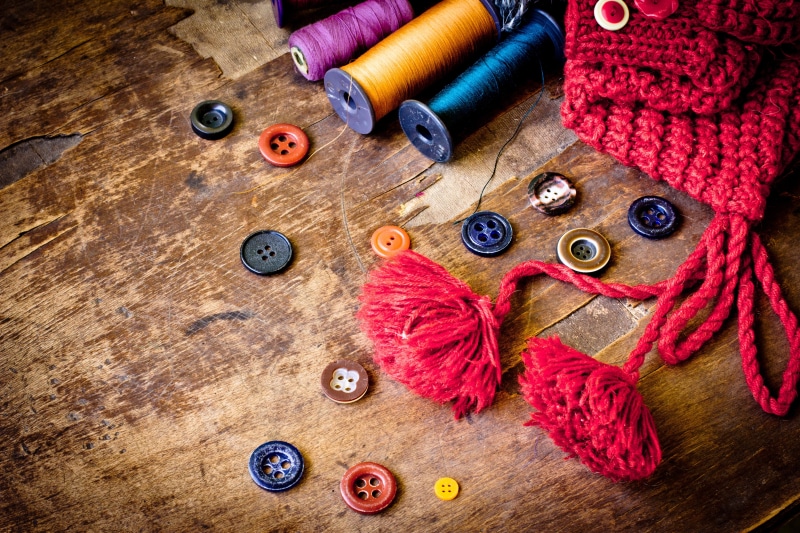 decoration, fashion, choice, close-up, ball of wool, string, cotton, red, colors, table, woven, knitting, material, spool, assorted, textile, homemade