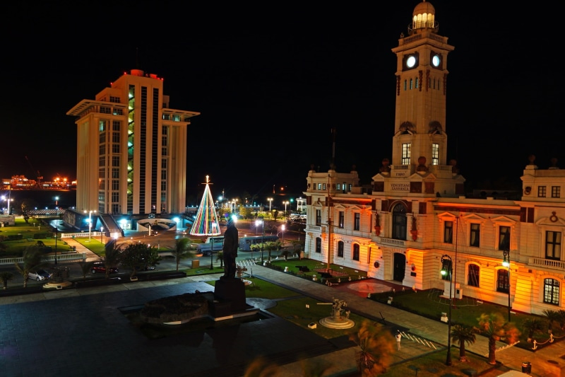 nature, travel Destinations, history, built Structure, tower, urban Scene, famous Place, tourism, night city, sculpture, architecture, sky, city, concrete
