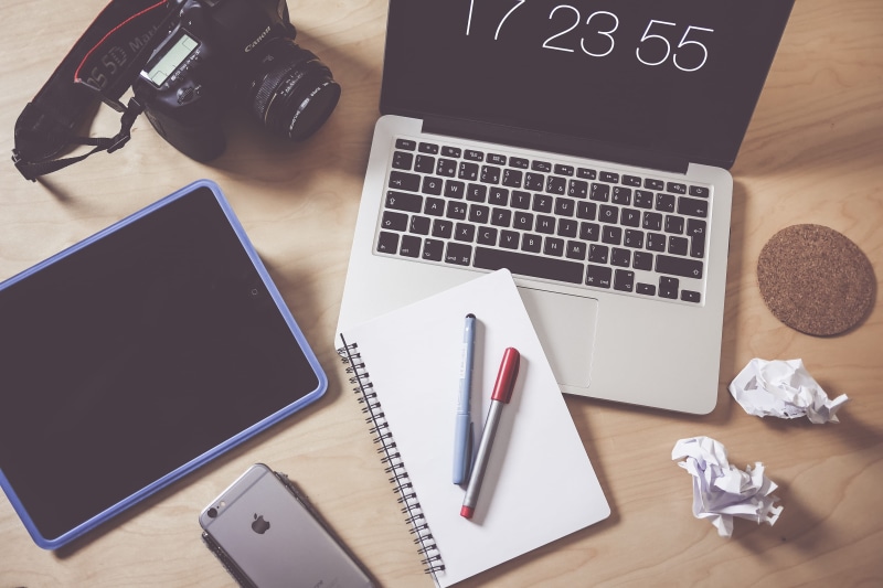 art and Design, pen, wireless technology, Photographer, technology, high angle view, no People, workspace, desk, telephone, 4K, connection, table, office