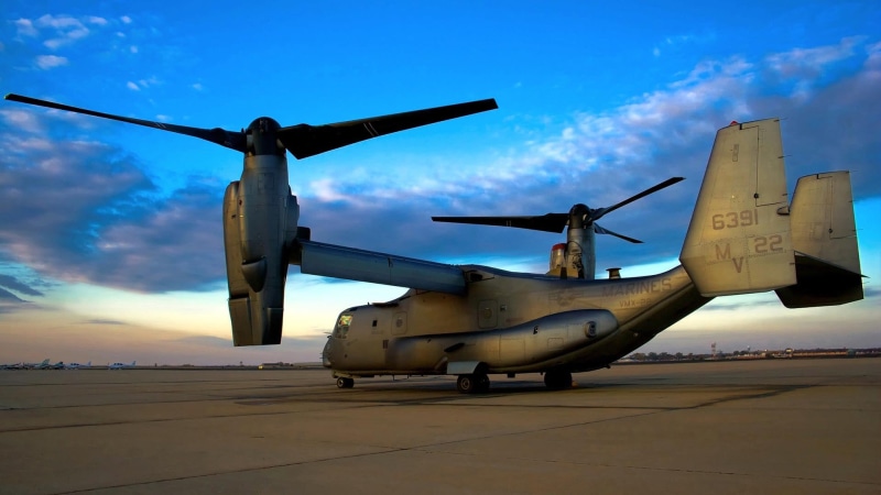 airliner, transportation, military vehicle, air force, wings, aircraft, jet, airfoil, travel, vacation, army, flight, war, outdoors, landing, transport