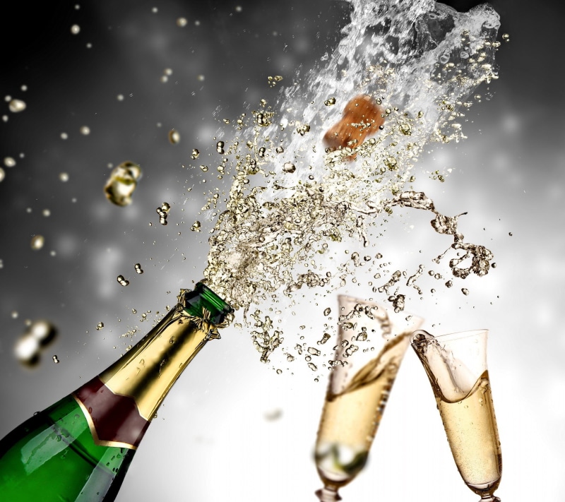 liquid, glass, transparent, splashing, water, frothy Drink, drink, blue, food, close-up, freshness, squirt, celebratory Toast, illustration, yellow, alcohol