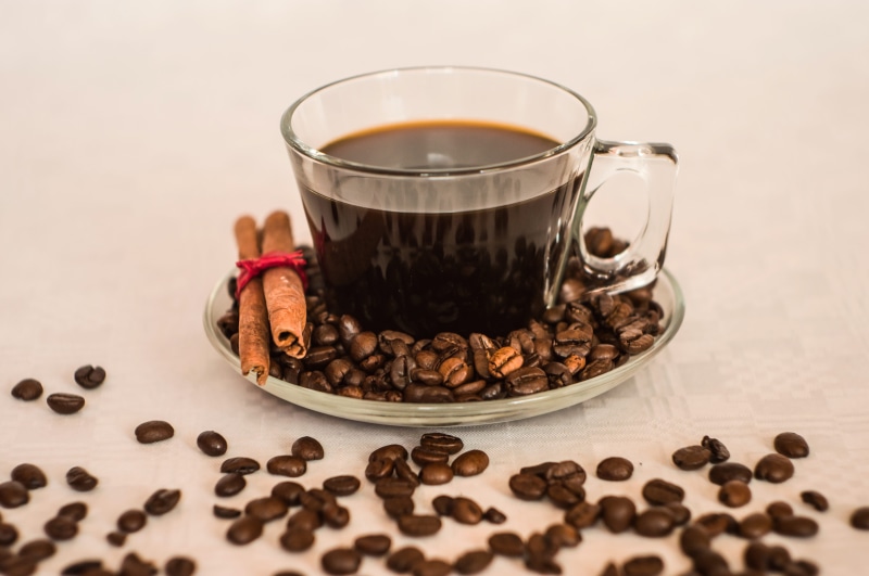 crockery, indoors, mug, saucer, refreshment, clear, round, food and drink, studio shot, glass, brown, no people, close-up, 5K, hot drink, cup, coffee cup