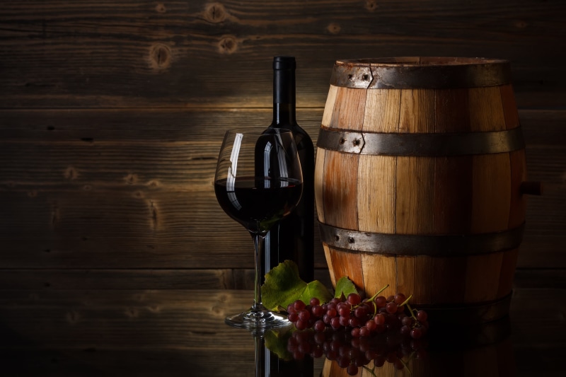 dark, glass - material, table, refreshment, keg, 4K, red Wine, winery, brown, cylinder, alcohol, glass, container, close-up, oak, wine, wine Bottle, basement