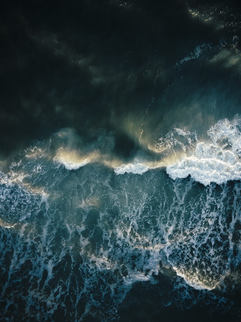 power, bird, white water, homescreen, screenshot, aquatic sport, ipad, cloud - sky, storm, breaking, nature, sky, waves, s, sea, foam, wave, beauty in nature
