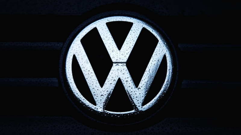 wet, cars, hd, logo, water, 1080P, volkswagen, drops
