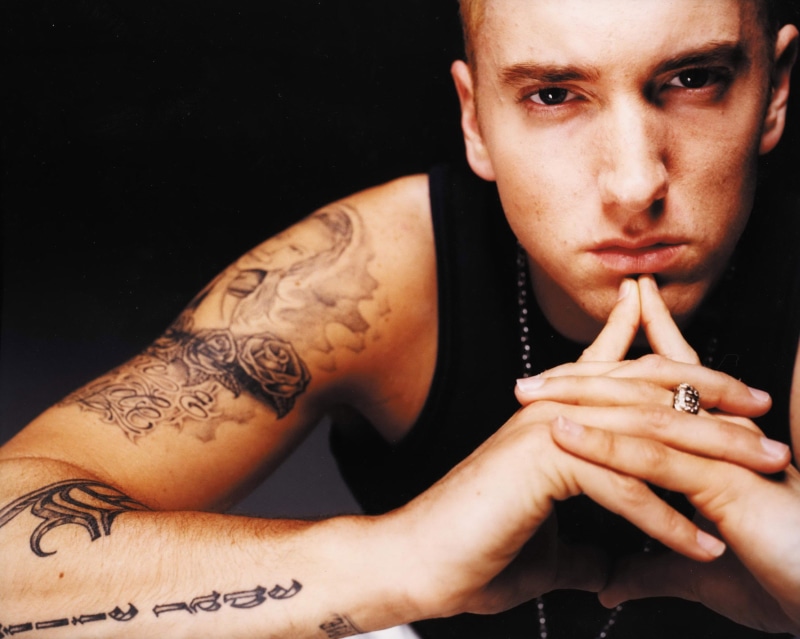 Eminem, adult, females, praying, headshot, indoors, hand, front view, black background, beauty, 1080P, human body part, males, ring, religion, men, Marshall Bruce Mathers