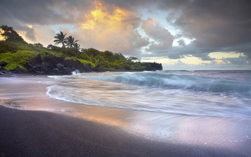 Waves, Hawaii, Black, 1080P, Beach, Sand, Crashing
