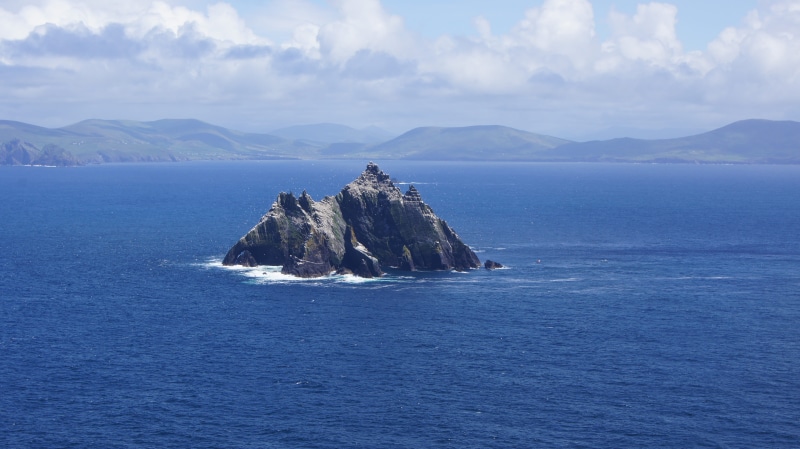 ocean, tranquil scene, non-urban scene, a view of the, sea, idyllic, stack rock, sky, 4K, cloud - sky, ireland, land, waterfront, day, scenics - nature