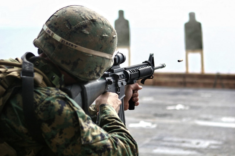 military, army, soldier, shooting a weapon, soldiers, aiming, machine gun, assault, clothing, weapons, black, ar-15, uniform, rifle, gun, military uniform