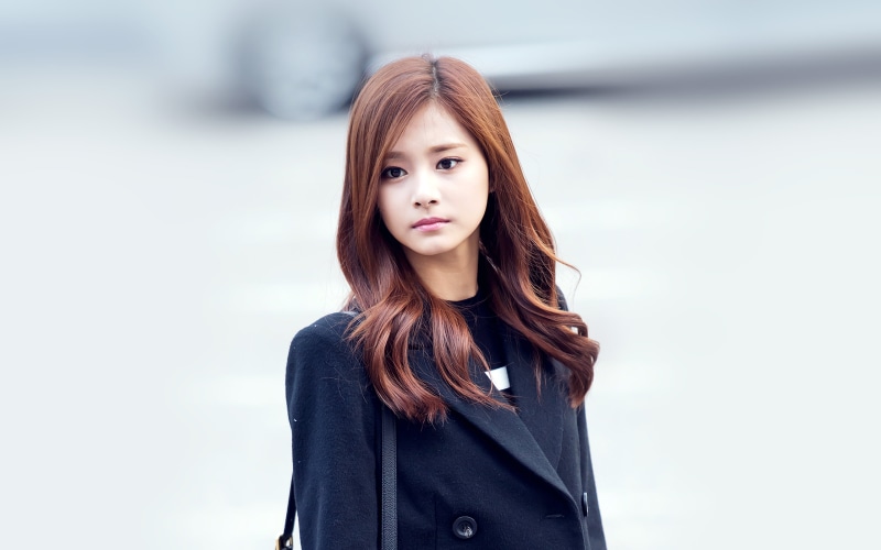 women, beauty, hair, contemplation, long hair, adult, focus on foreground, chinese, kpop, looking at camera, portrait, cute, tzuyu, beautiful woman, bangs