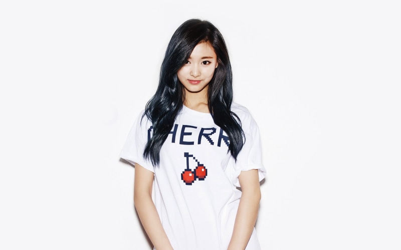one person, kpop, 4K, studio shot, portrait, cute, cut out, front view, white background, tzuyu, oh, young women, casual clothing, copy space, beautiful woman