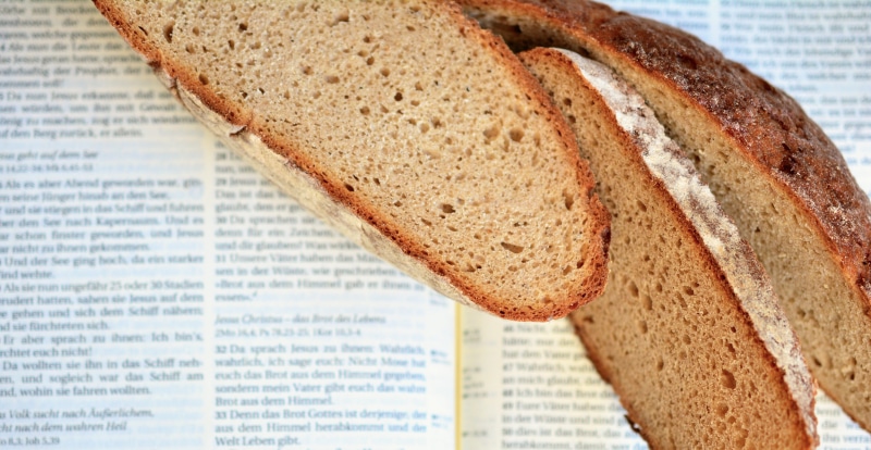gospel, focus on foreground, selective focus, wellbeing, no people, christian faith, close-up, loaf of bread, healthy eating, baked, bread, table, food