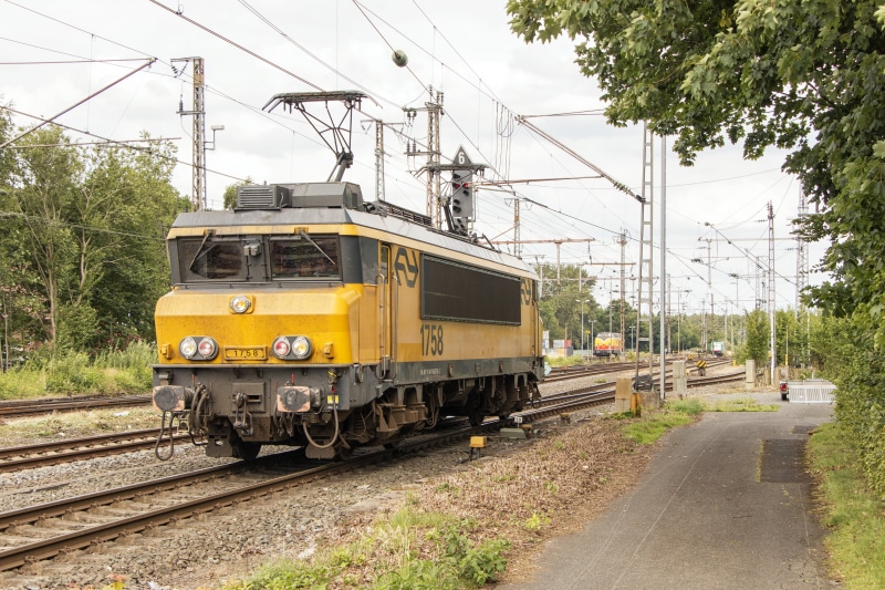 trees, surrounded, transportation, rails, station, Railway, mode of Transport, Zug, 5K, bad, Bad Bentheim, on rails, Nederlandse Spoorwegen, post, Intercity