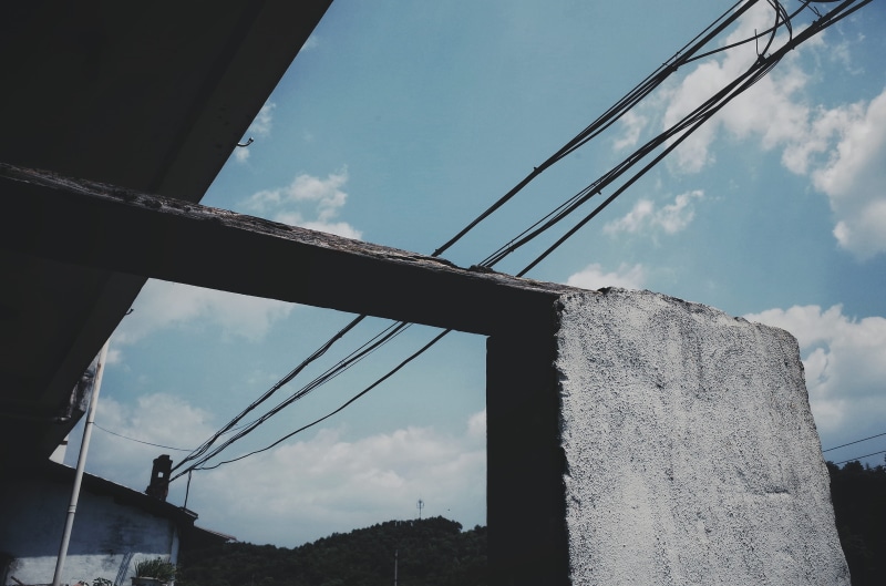 sunlight, metal, cable, concrete, 4K, utility pole, electric transmission tower, architecture, tower, building exterior, power lines, connection, nature