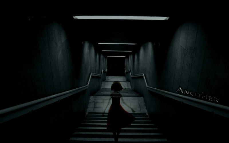 steps and staircases, staircase, transportation, 720P, one person, public transportation, empty, the way forward, tunnel, built structure, lighting equipment
