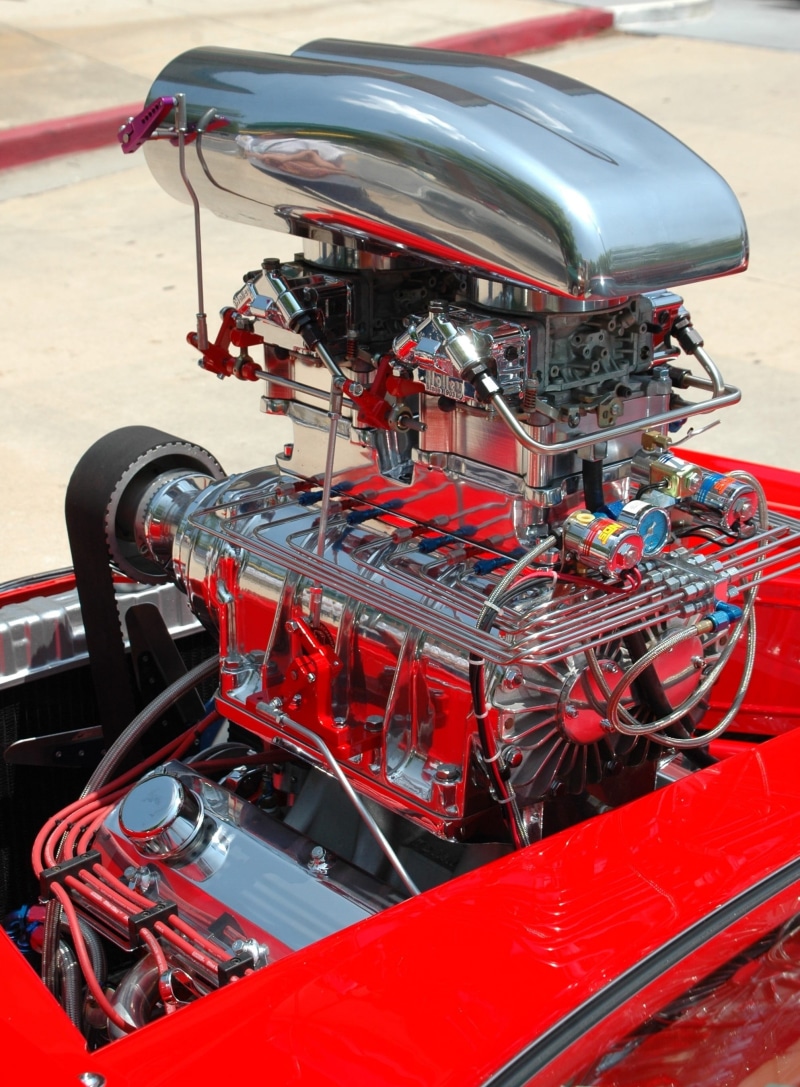 machinery, complexity, high angle view, travel, steel, motor, close-up, 2K, vehicle part, no people, technology, engine, fast, mechanical, metal, surface