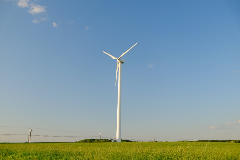 4K, renewable energy, landscape, turbine, outdoors, plant, land, no people, day, wind farm, environment, blue, windmill, nature, grass, fuel and power generation