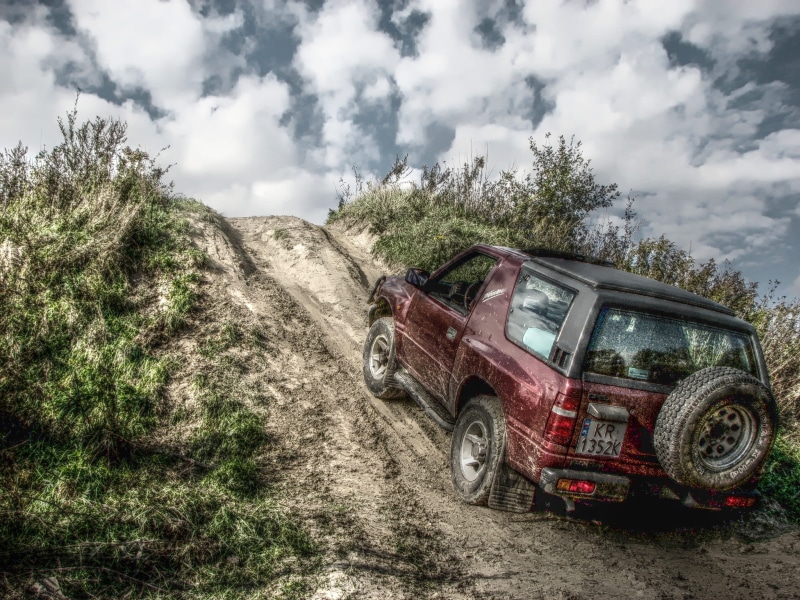 opel frontera, mode of transportation, non-urban scene, auto, sky, cloud - sky, run-down, transportation, land, motor vehicle, off road, land vehicle, day