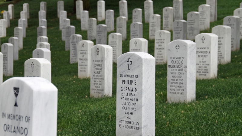 grave, cemetery, memorial day, world war, soldiers, gravestone, remembrance day, rip, headstone, peace, death, graveyard, 5K, rest in peace, arlington national cemetery