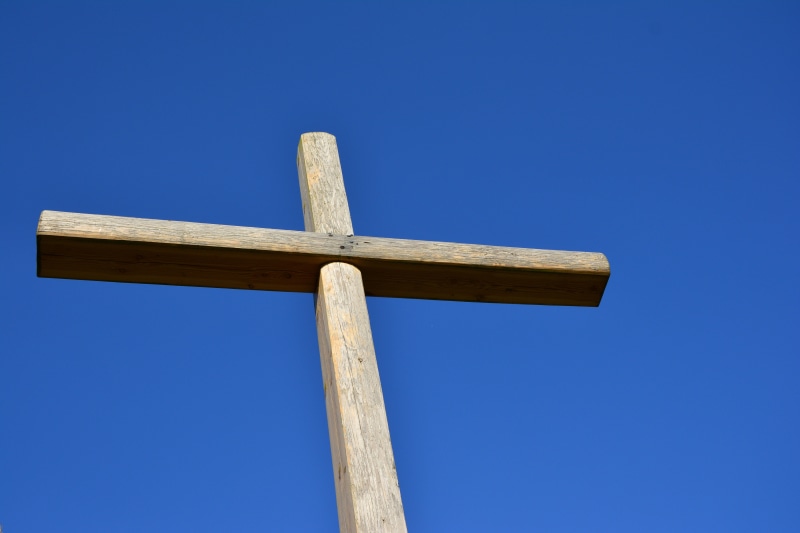 religion, church, hope, praying, blue, sunny, symbol, day, jesus Christ, easter, 5K, god, photography, crucifix, brown, copy space, cloudy, low angle view