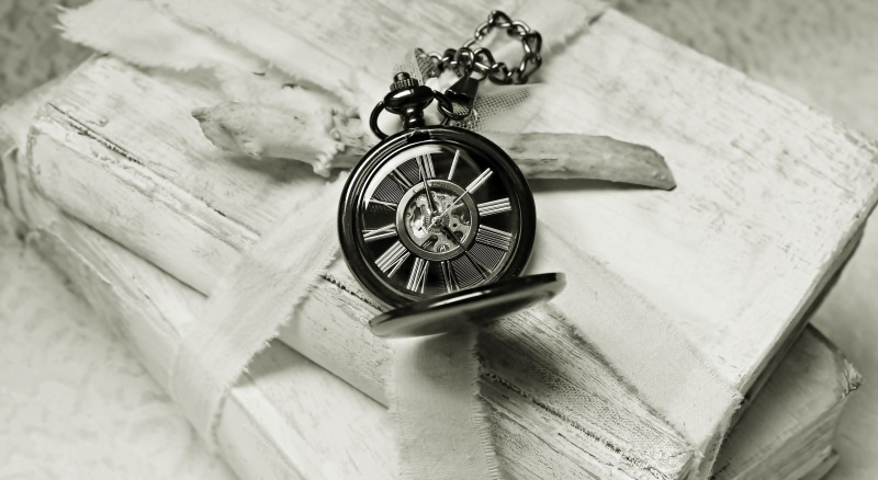 wisdom, romantic, clock face, transience, accuracy, compass, old-fashioned, old, grayscale, shape, literature, greeting card, shabby chic, antique, 5K