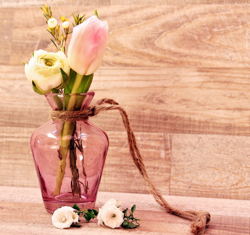 spring flowers, food, vase, freshness, frisch, greeting, ranunculus, bloom, 2K, table, flower arrangement, bow pink, food and drink, white, spring, deco