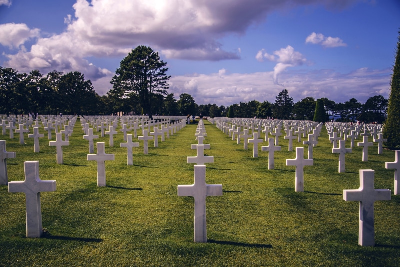 religion, outdoors, honor, tombstone, nature, sky, respect, stone, photos, war, markers, public domain, war memorial, crosses, christianity, cemetery, plant