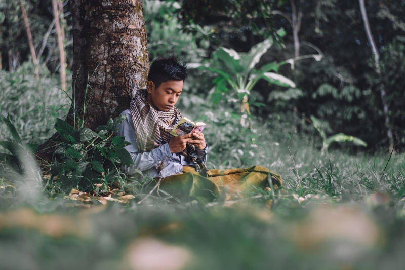 lifestyles, child, nature, guy, real people, land, muslim, casual clothing, forest, selective focus, ramadhan, childhood, tree trunk, arabic, male, growth