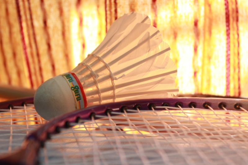 1080P, equipment, indoors, pattern, studio shot, bedroom, close-up, publication, musical equipment, play, no people, selective focus, racket, musical instrument