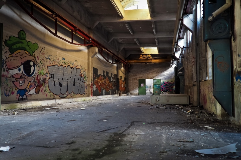 day, dirty, dark, past, creativity, industrial hall, transience, architecture, ghetto, broken, wall - Building Feature, contrast, mysterious, old factory