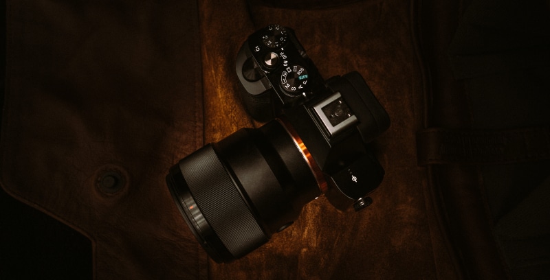no people, leather, focal length, home video camera, camera - photographic equipment, photographic equipment, slr camera, photo, digital camera, table