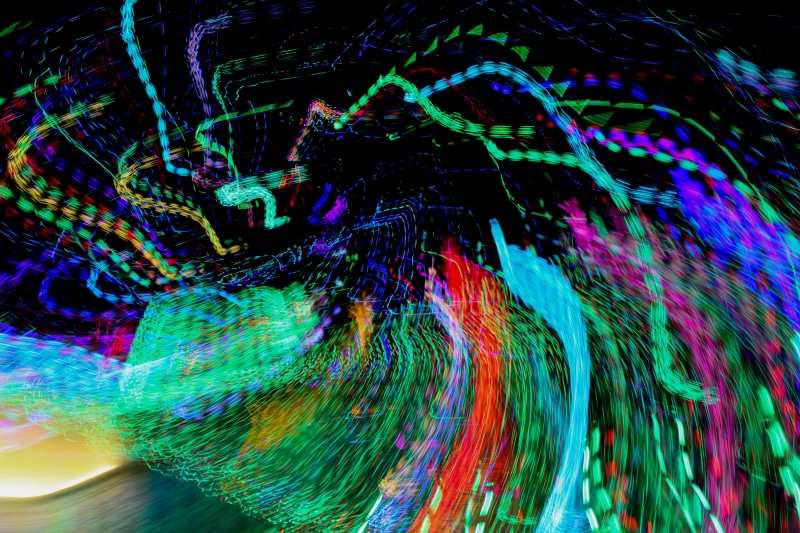 light, fractal, green, screen, painting, spoke, abstract, machine, red, alloy wheel, bird, indoors, wheel, long exposure, close-up, christmas lights, light trail