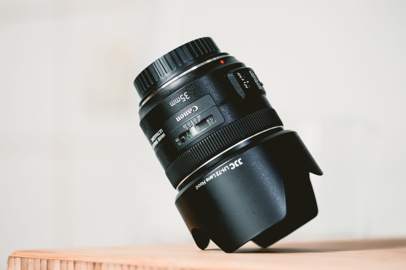 photographic equipment, display, no people, digital camera, 5K, cylinder, keyboard, contact lens, lens, electronics, canon, man made, spoke, lcd screen