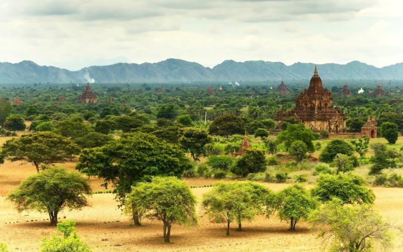 beauty in nature, architecture, building, concrete, the past, outdoors, buddha, belief, buddhism, 1080P, brown, cloud - sky, environment, garden, place of worship